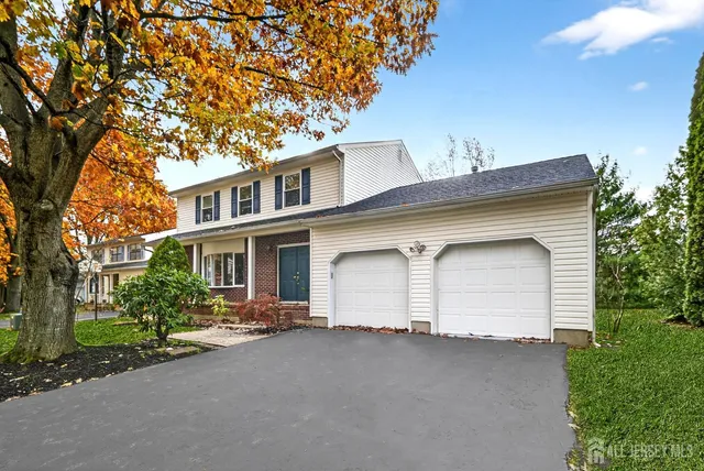 $719,999 | 8 Wright Court, East Brunswick, NJ 08816