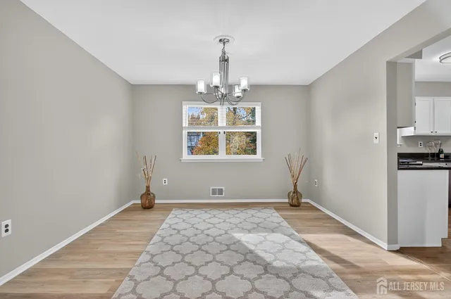 $719,999 | 8 Wright Court, East Brunswick, NJ 08816