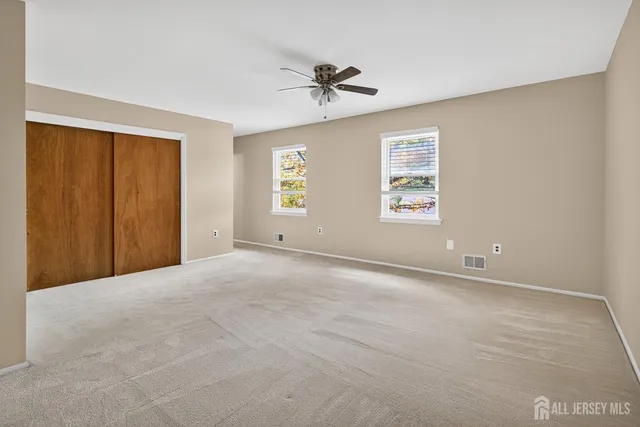 $719,999 | 8 Wright Court, East Brunswick, NJ 08816