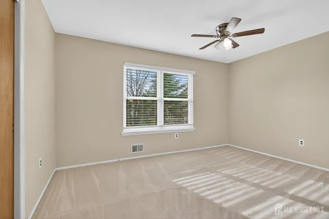 $719,999 | 8 Wright Court, East Brunswick, NJ 08816