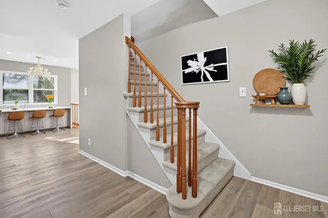 $719,999 | 8 Wright Court, East Brunswick, NJ 08816