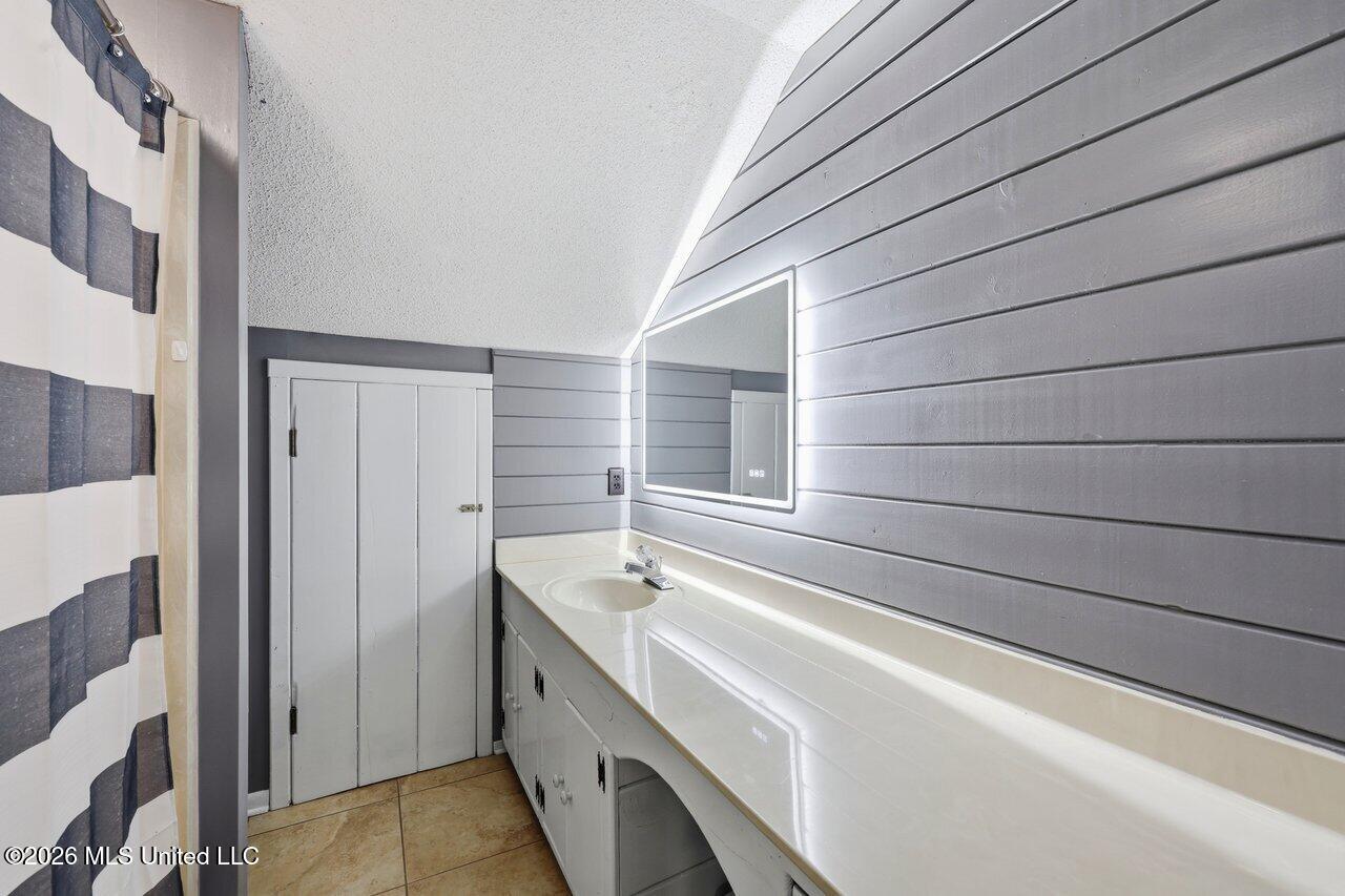 1391 Carroll Drive Terry, MS 39170 - Photo 39 of 88 1391 Carroll Dr. Home Tours MS 40