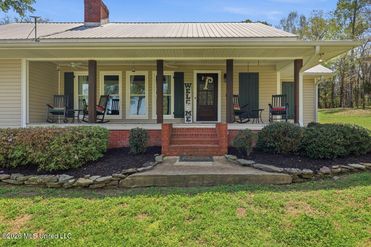 1391 Carroll Drive Terry, MS 39170 - Photo 4 of 88 1391 Carroll Dr. Home Tours MS 4