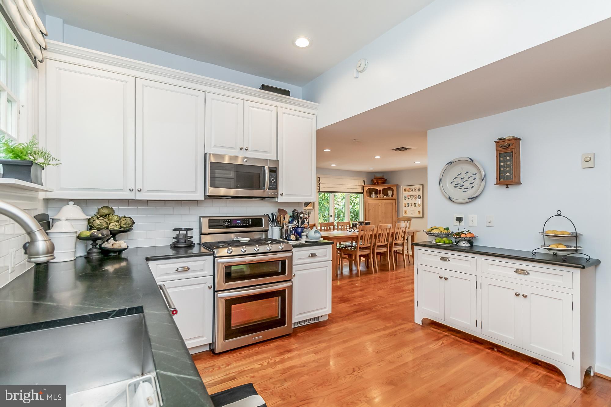 106 Edgevale Road Baltimore, MD 21210 - Photo 25 of 62