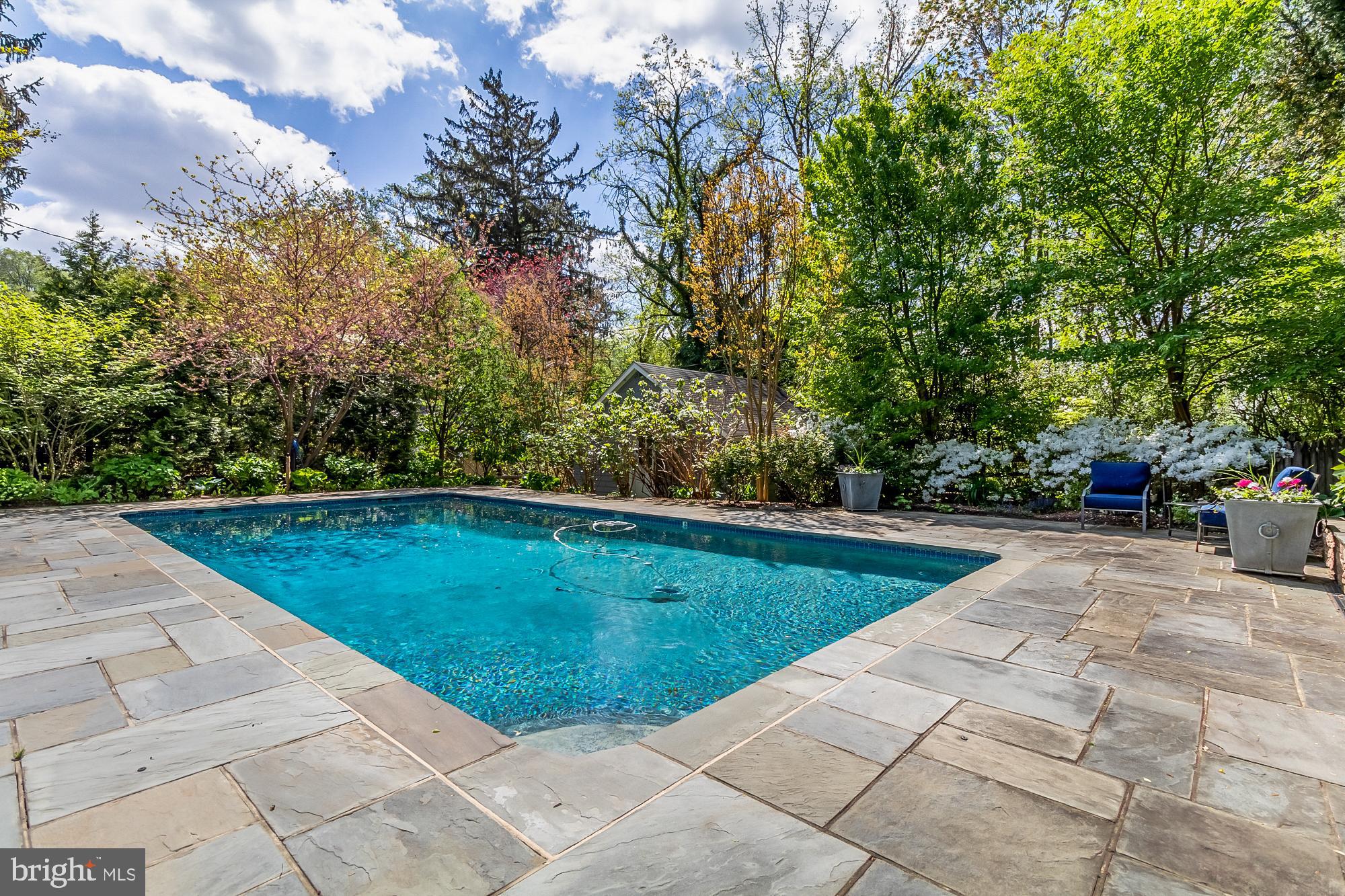 106 Edgevale Road Baltimore, MD 21210 - Photo 4 of 62