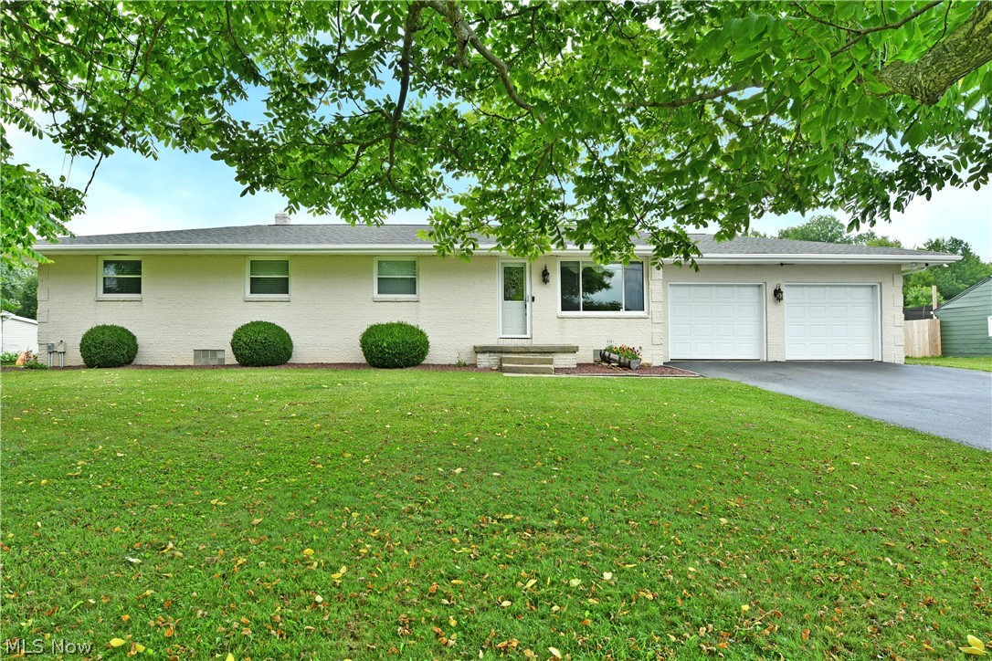 6556 Ridge Road Cortland, OH 44410 - Photo 2 of 50