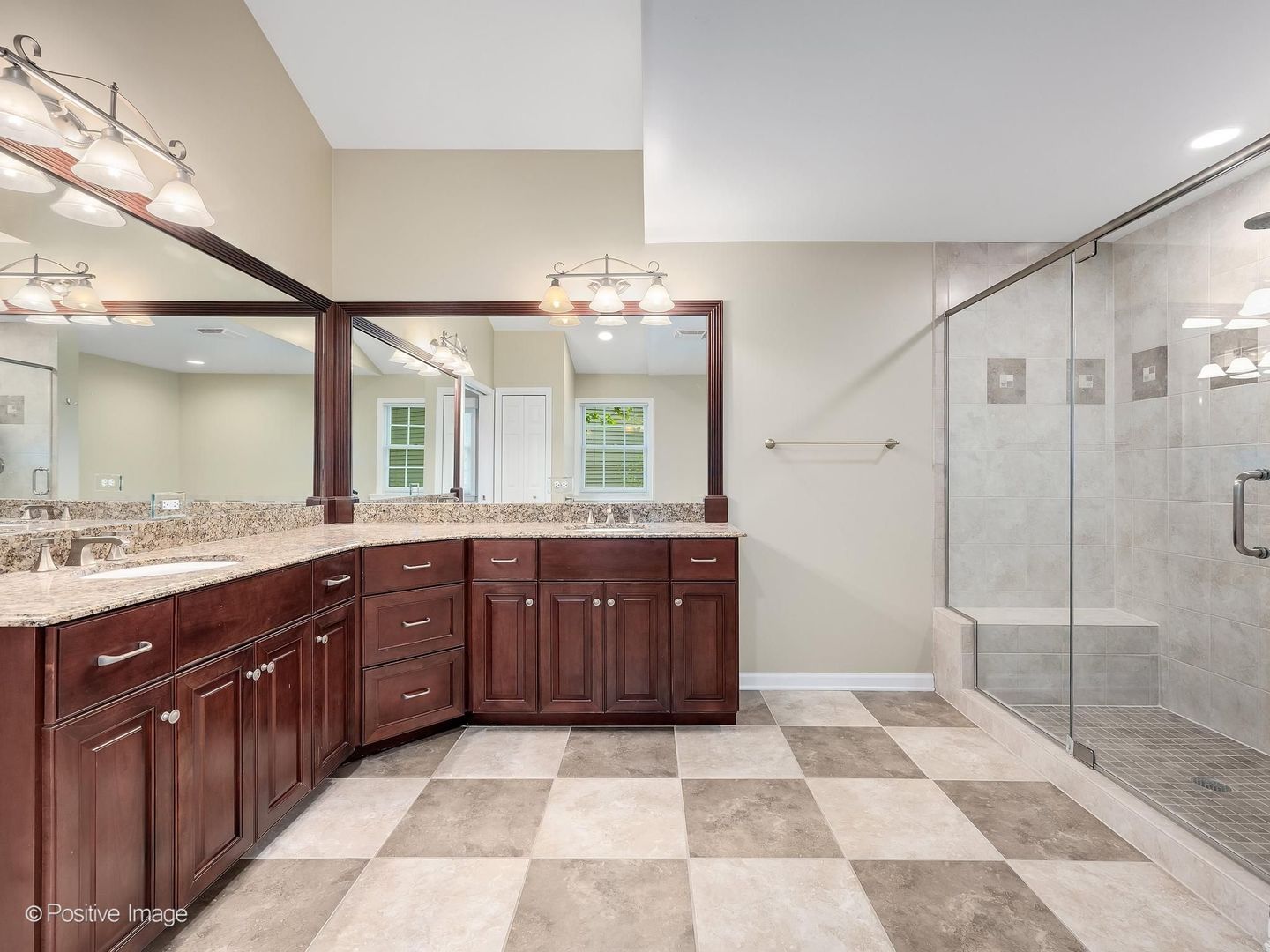 2S560 Seneca Drive Wheaton, IL 60189 - Photo 23 of 39