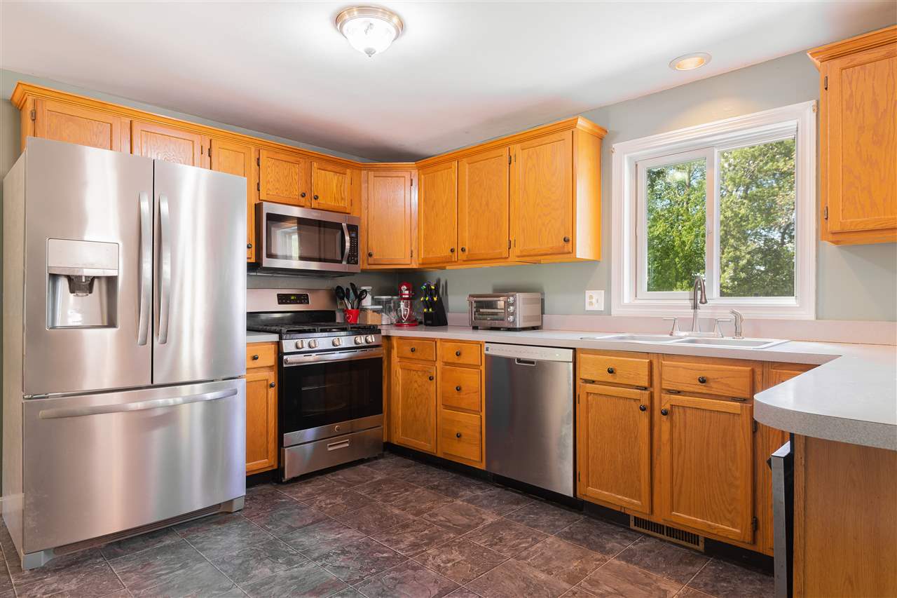 14 Simes Road Kingston, NH 03848 - Photo 3 of 22