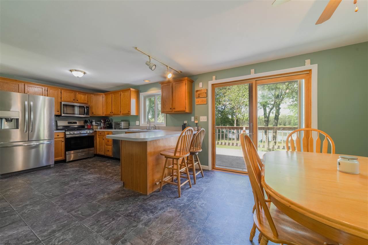 14 Simes Road Kingston, NH 03848 - Photo 4 of 22