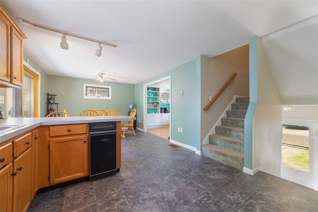 14 Simes Road Kingston, NH 03848 - Photo 5 of 22