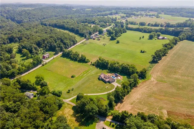 $119,900 | 118 Diamond Maldovan Road, Smithfield, PA 15478