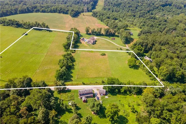 $119,900 | 118 Diamond Maldovan Road, Smithfield, PA 15478