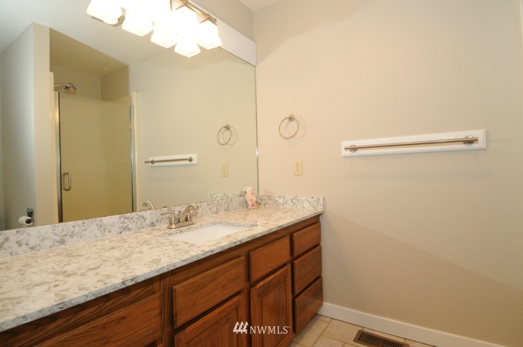 19303 4th Drive Southeast Bothell, WA 98012 - Photo 14 of 25