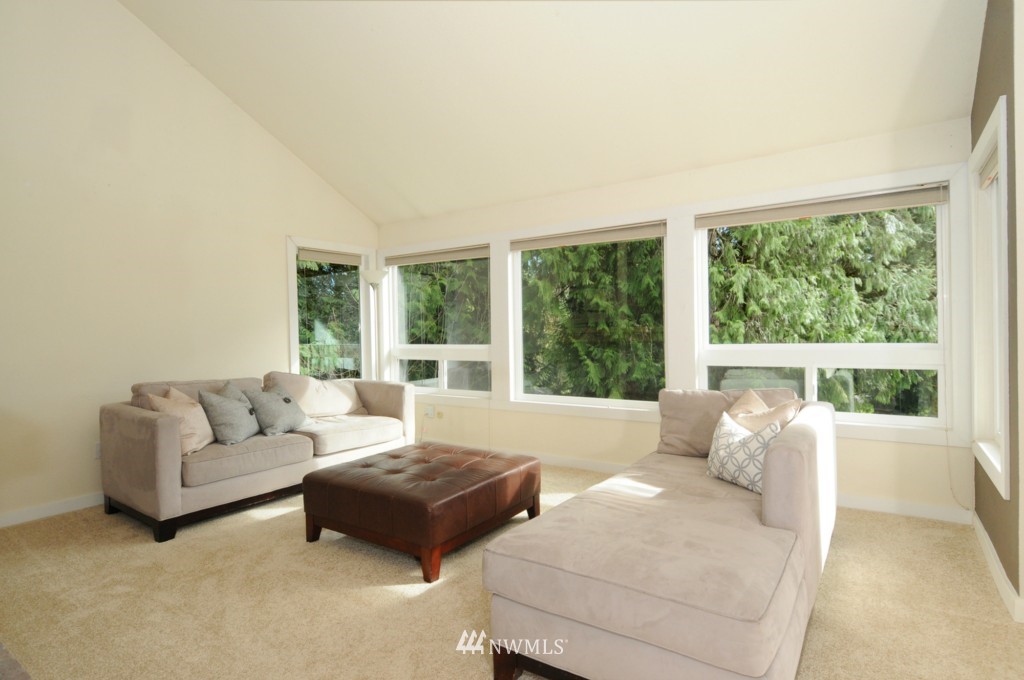 19303 4th Drive Southeast Bothell, WA 98012 - Photo 5 of 25