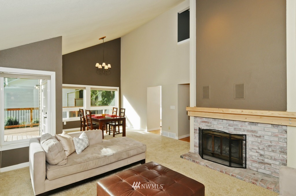 19303 4th Drive Southeast Bothell, WA 98012 - Photo 6 of 25