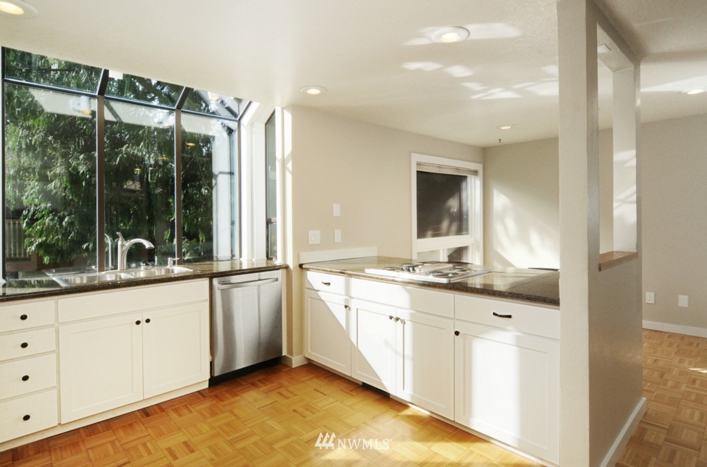 19303 4th Drive Southeast Bothell, WA 98012 - Photo 9 of 25