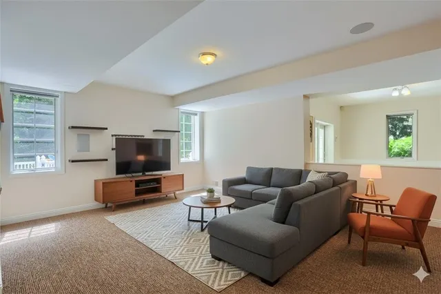 $1,300,000 | 1561 Barrington Drive, Wexford, PA 15090