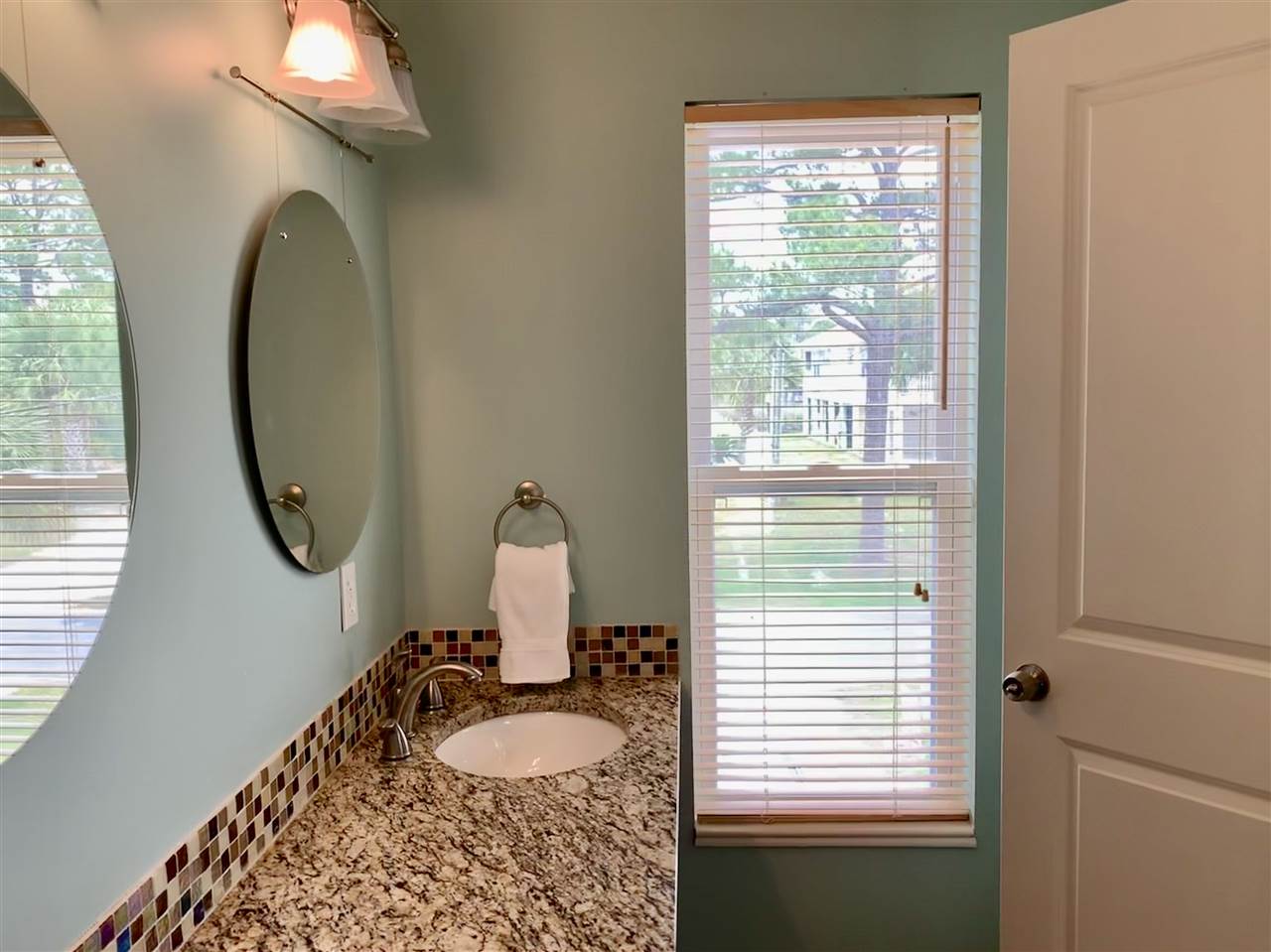 3792 Jubilee Point Road Orange Beach, AL 36561 - Photo 23 of 49 Bath