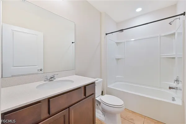 $379,900 | 10792 Firebush Circle, North Fort Myers, FL 33917