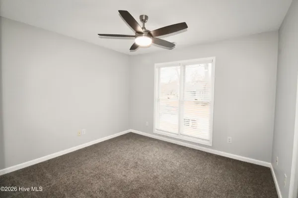 $1,975 | 144 Raintree Circle, Jacksonville, NC 28540