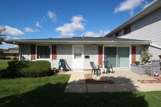 933 Sagamore Drive, Unit 933 Schaumburg, IL 60193 - Photo 1 of 1