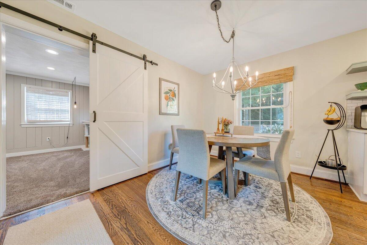 3277 White Oak Road Southwest Roanoke, VA 24014 - Photo 16 of 50 Dining Area
