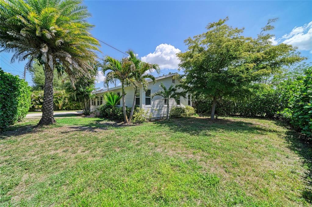 3710 Rilma Avenue Sarasota, FL 34234 - Photo 34 of 42