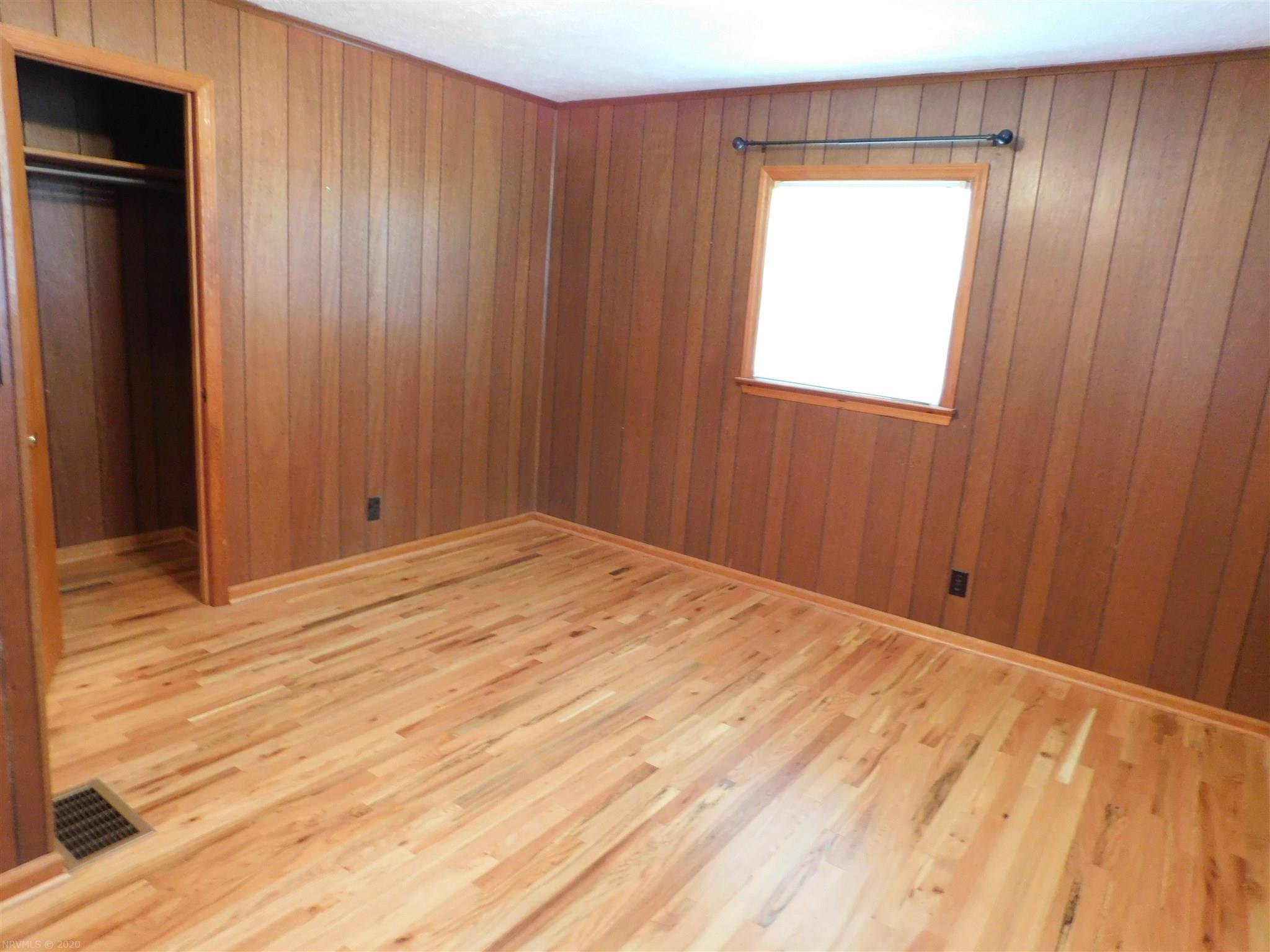 7650 Belspring Road Radford, VA 24141 - Photo 9 of 22 Gallery Image 9