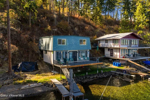 $950,000 | 3671 East Bridgeview Drive, Harrison, ID 83833