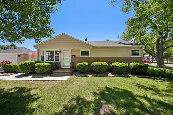 $275,000 | 16841 Willow Ln Drive, Tinley Park, IL 60477