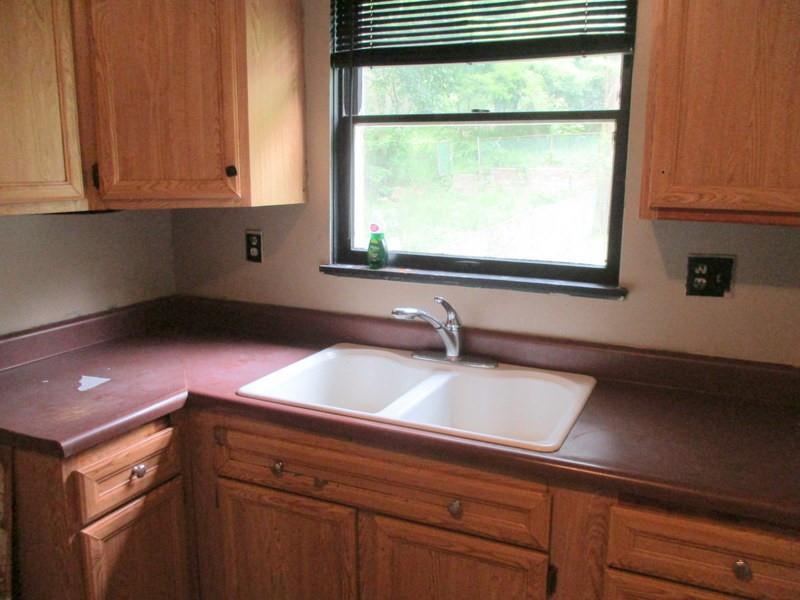 1528 Beaver Road Ambridge, PA 15003 - Photo 8 of 23 Gallery Image 8