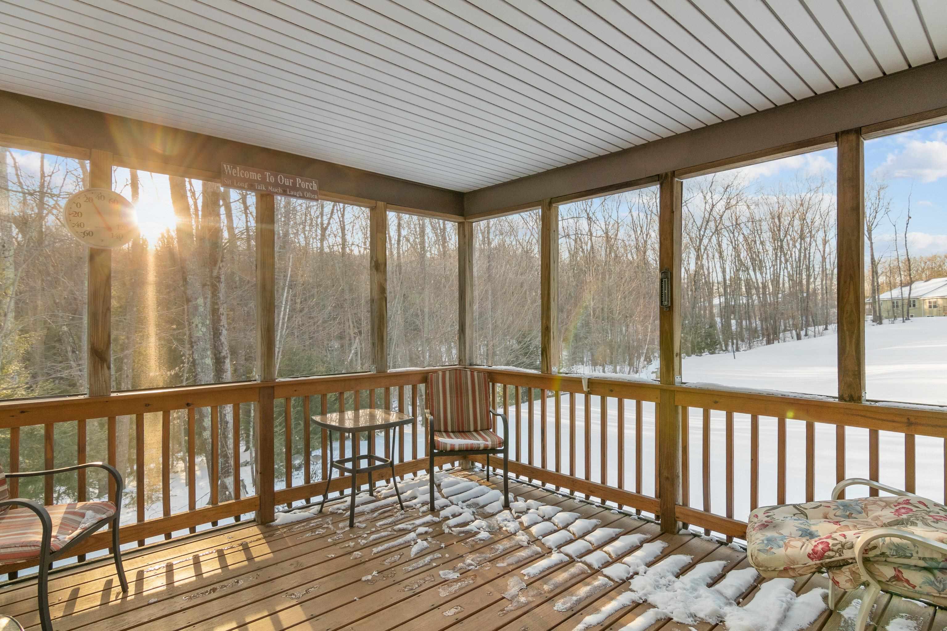 8 R Indian Hill Road Derry, NH 03038 - Photo 13 of 40