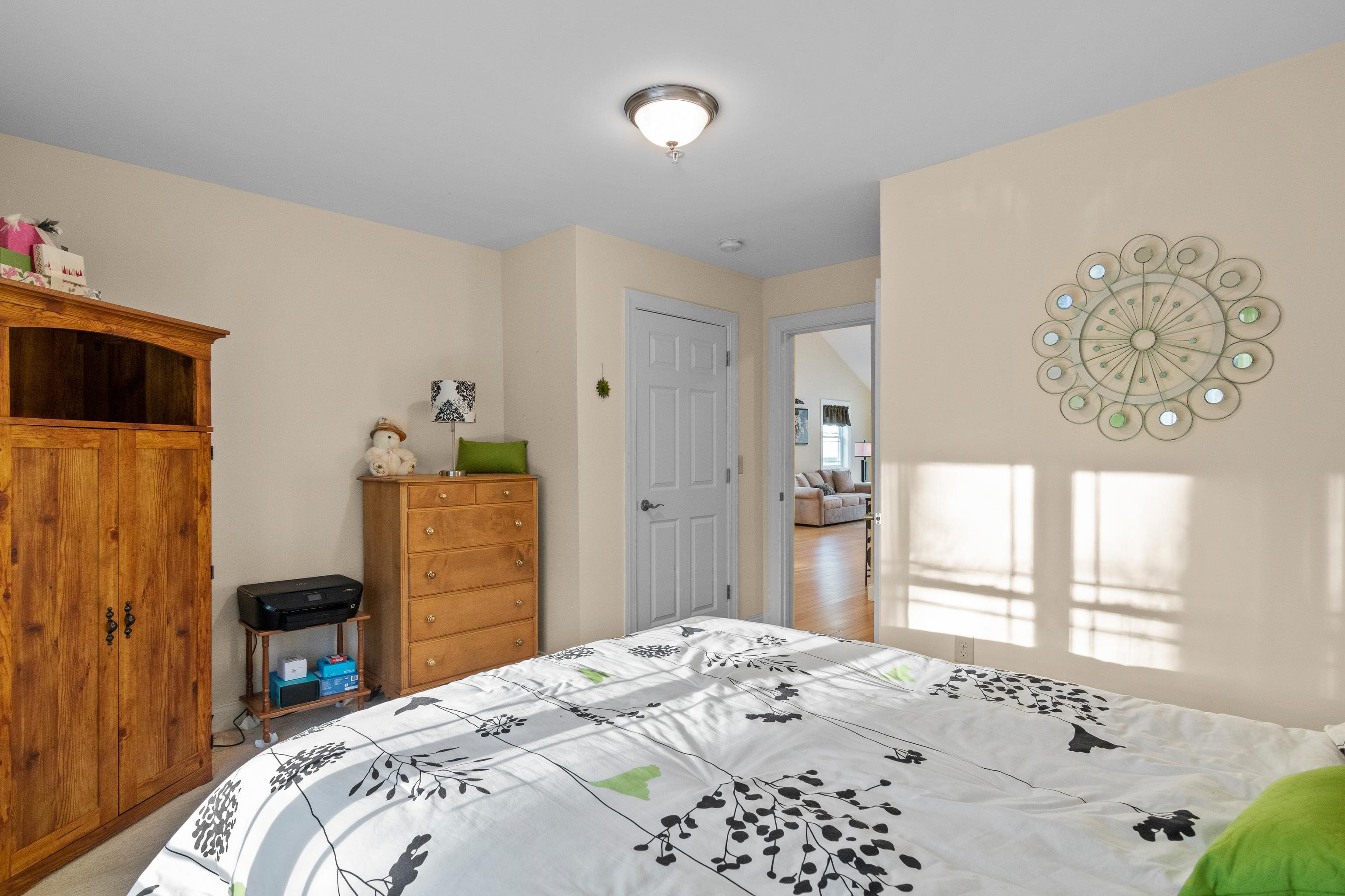 8 R Indian Hill Road Derry, NH 03038 - Photo 28 of 40
