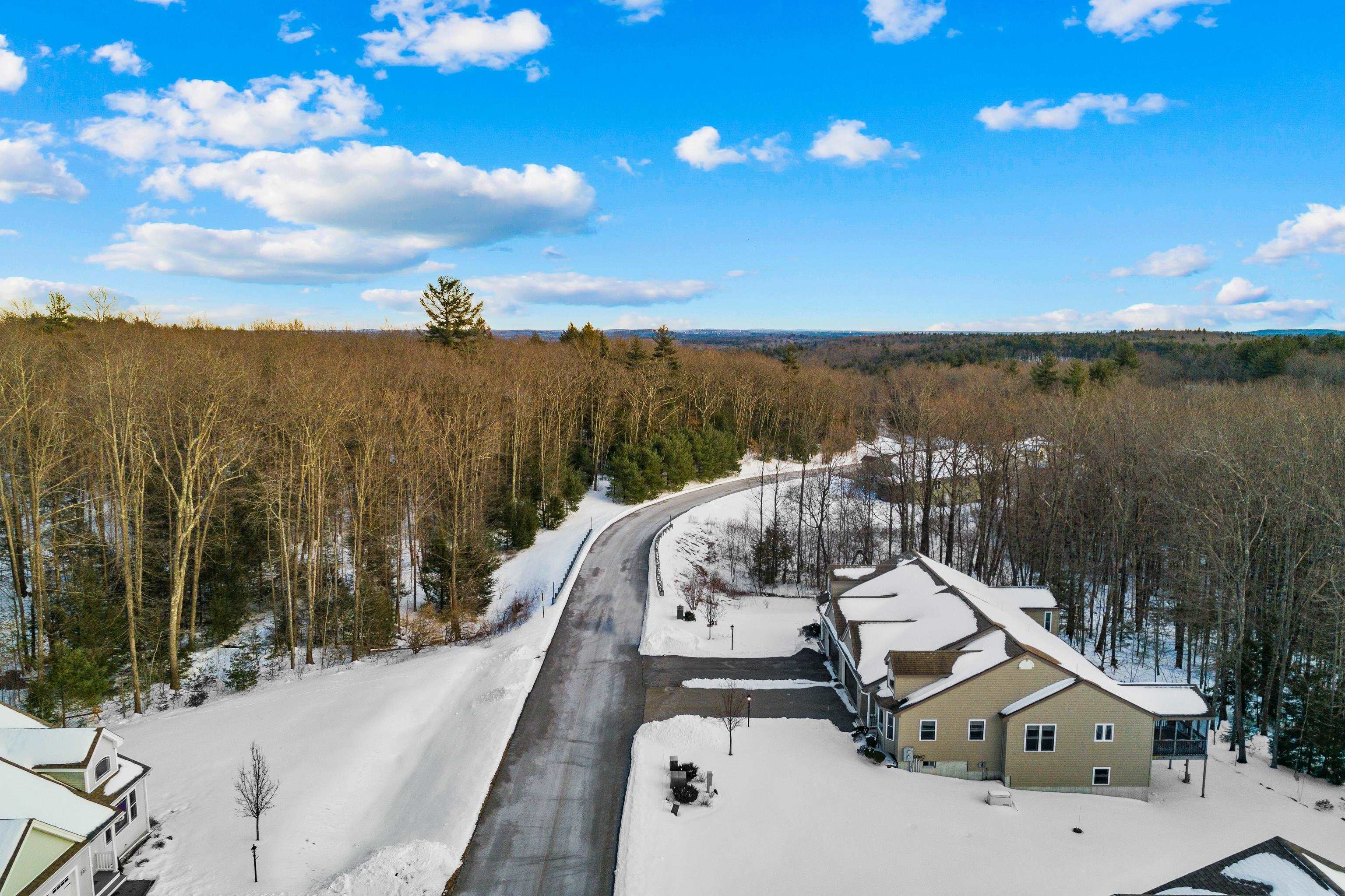 8 R Indian Hill Road Derry, NH 03038 - Photo 38 of 40