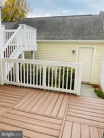 a view of a house with a garage