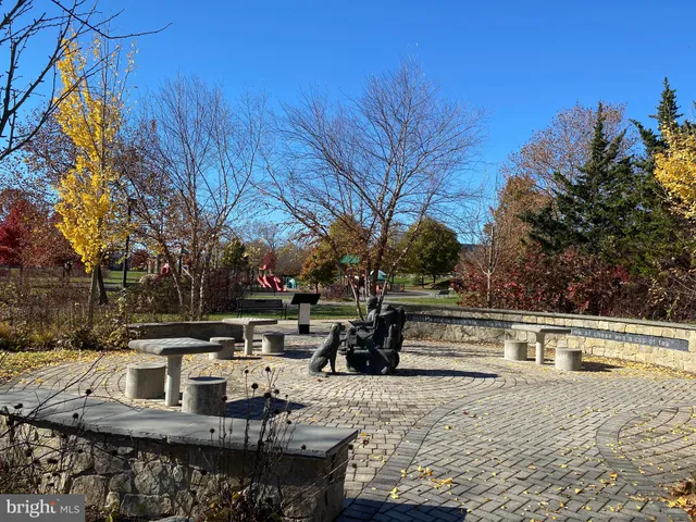 $3,450 | 1108 Havencrest Street, Rockville, MD 20850