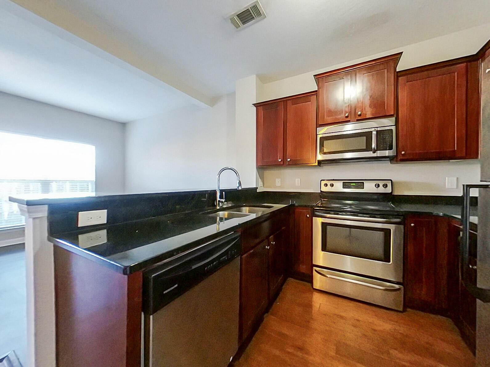 2053 Reserve Lane Augusta, GA 30907 - Photo 4 of 19 4-Kitchen - 2026-01-12T124354