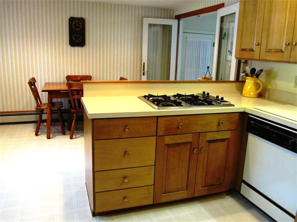 15 Glen Road Topsfield, MA 01983 - Photo 6 of 21 Gallery Image 6