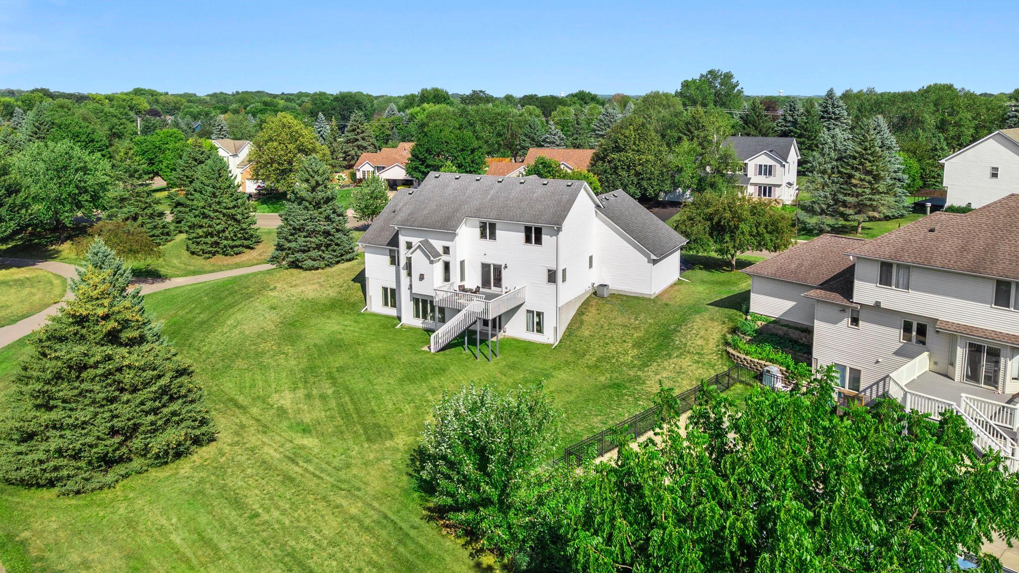 3685 Commonwealth Road Woodbury, MN 55125 - Photo 46 of 56 Gallery Image 46