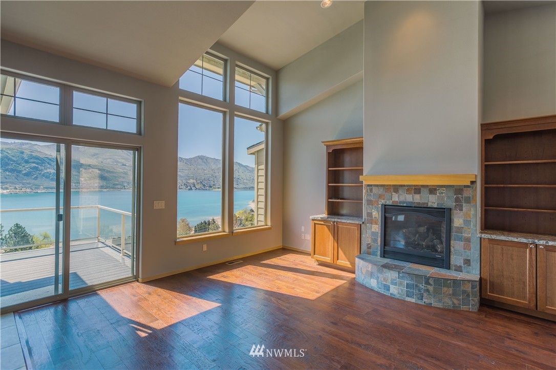 918 West Parkview Road Chelan, WA 98816 - Photo 3 of 9 Gallery Image 3