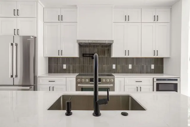 $765,000 | 2609 Davis Lane, Unit 1, Austin, TX 78748