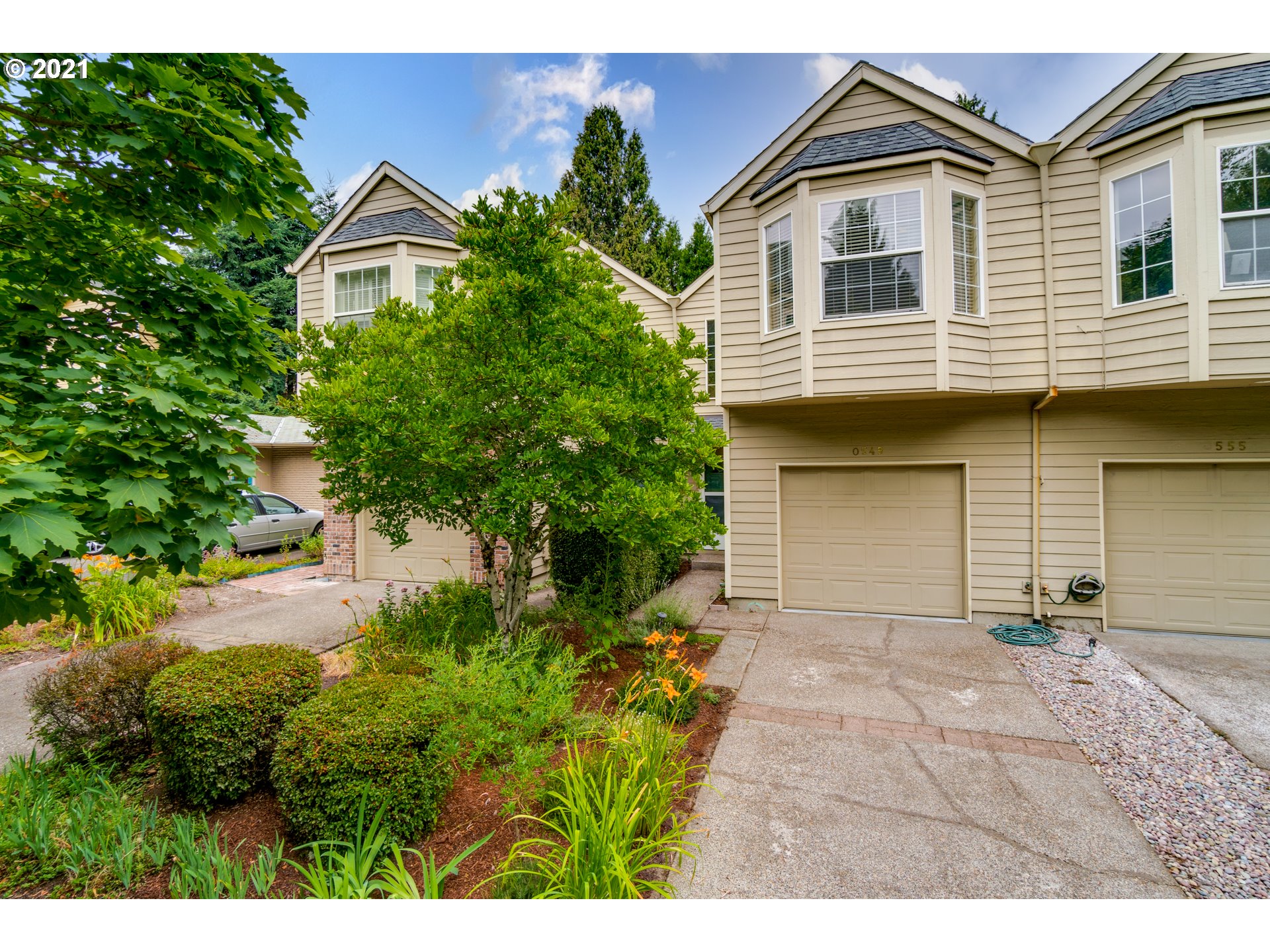 549 Southwest California Street Portland, OR 97219 - Photo 1 of 22 Gallery Image 1