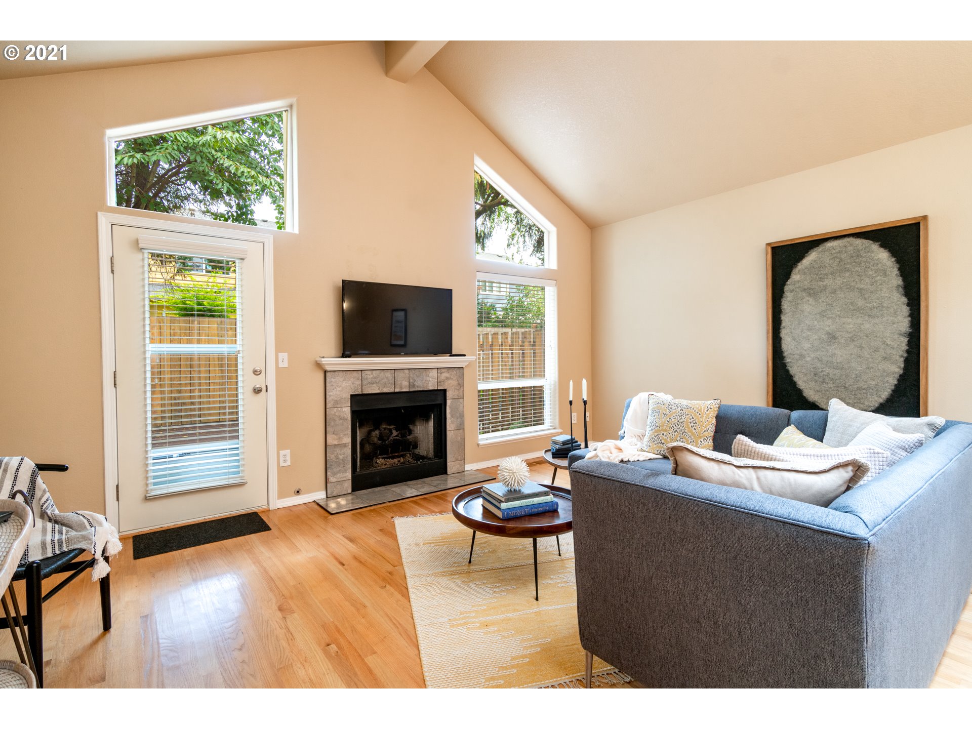 549 Southwest California Street Portland, OR 97219 - Photo 8 of 22 Gallery Image 8