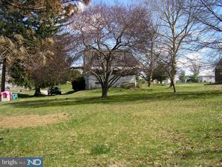 310 Lincoln Road Reading, PA 19606 - Photo 6 of 6 Gallery Image 6