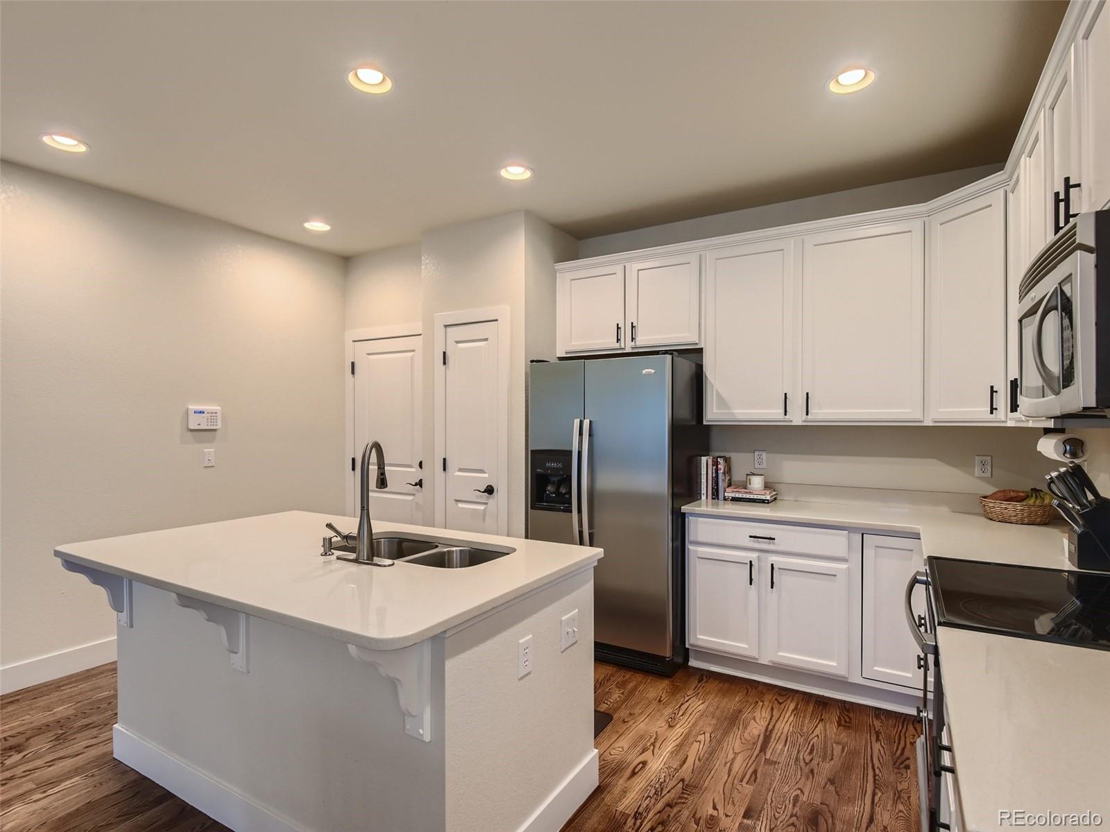 10593 Rutledge Street Parker, CO 80134 - Photo 8 of 31 Gallery Image 8