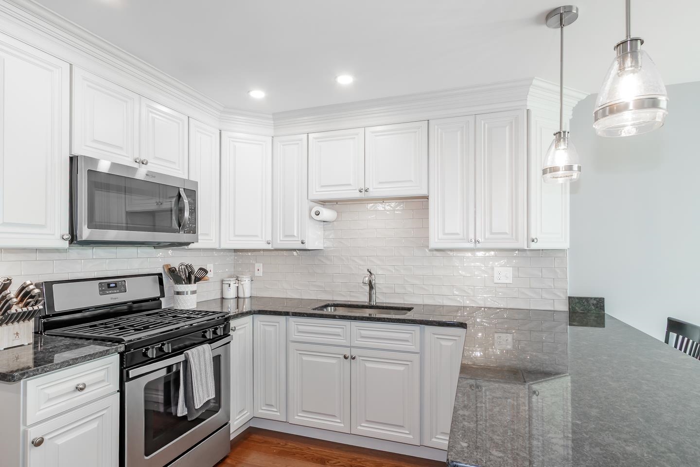 37 Highland Avenue, Unit 1 Derry, NH 03038 - Photo 13 of 28