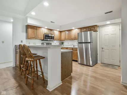 $300,000 | 9540 Drakeford Drive, Indianapolis, IN 46260