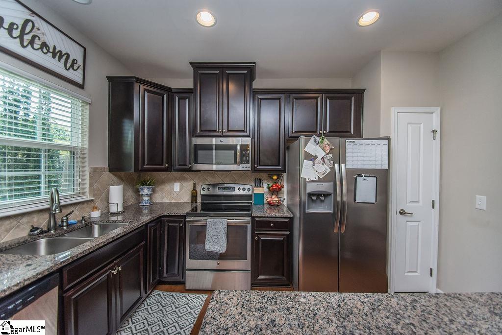 419 Christiane Way Greenville, SC 29607 - Photo 8 of 27 Gallery Image 8