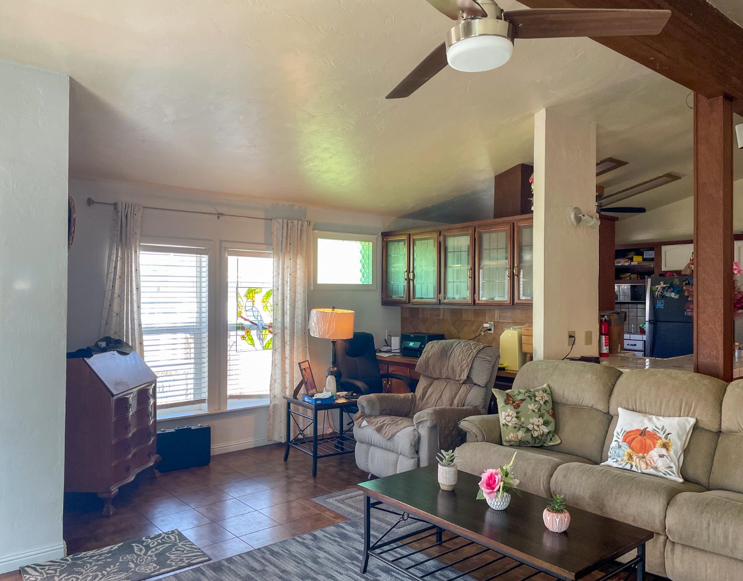 414 F Street Isleton, CA 95641 - Photo 24 of 49 a living room with furniture and a large window