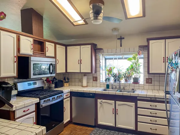 $409,800 | 414 F Street, Isleton, CA 95641